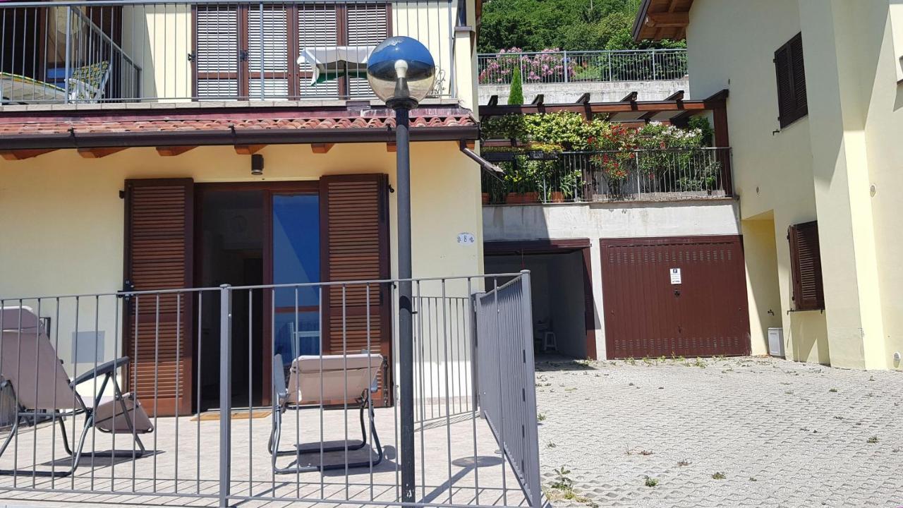 La Quiete 08 Lake View Apartment By Garda Domus Mea トレモージネ エクステリア 写真