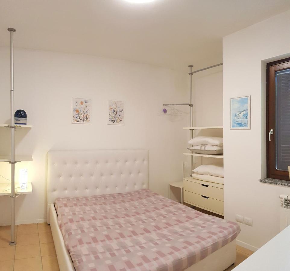 La Quiete 08 Lake View Apartment By Garda Domus Mea トレモージネ エクステリア 写真